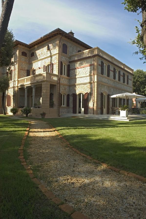 Villa Signori Marina di Pietrasanta Luaran gambar