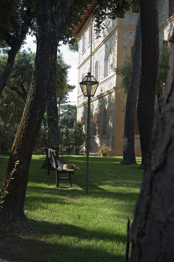 Villa Signori Marina di Pietrasanta Luaran gambar