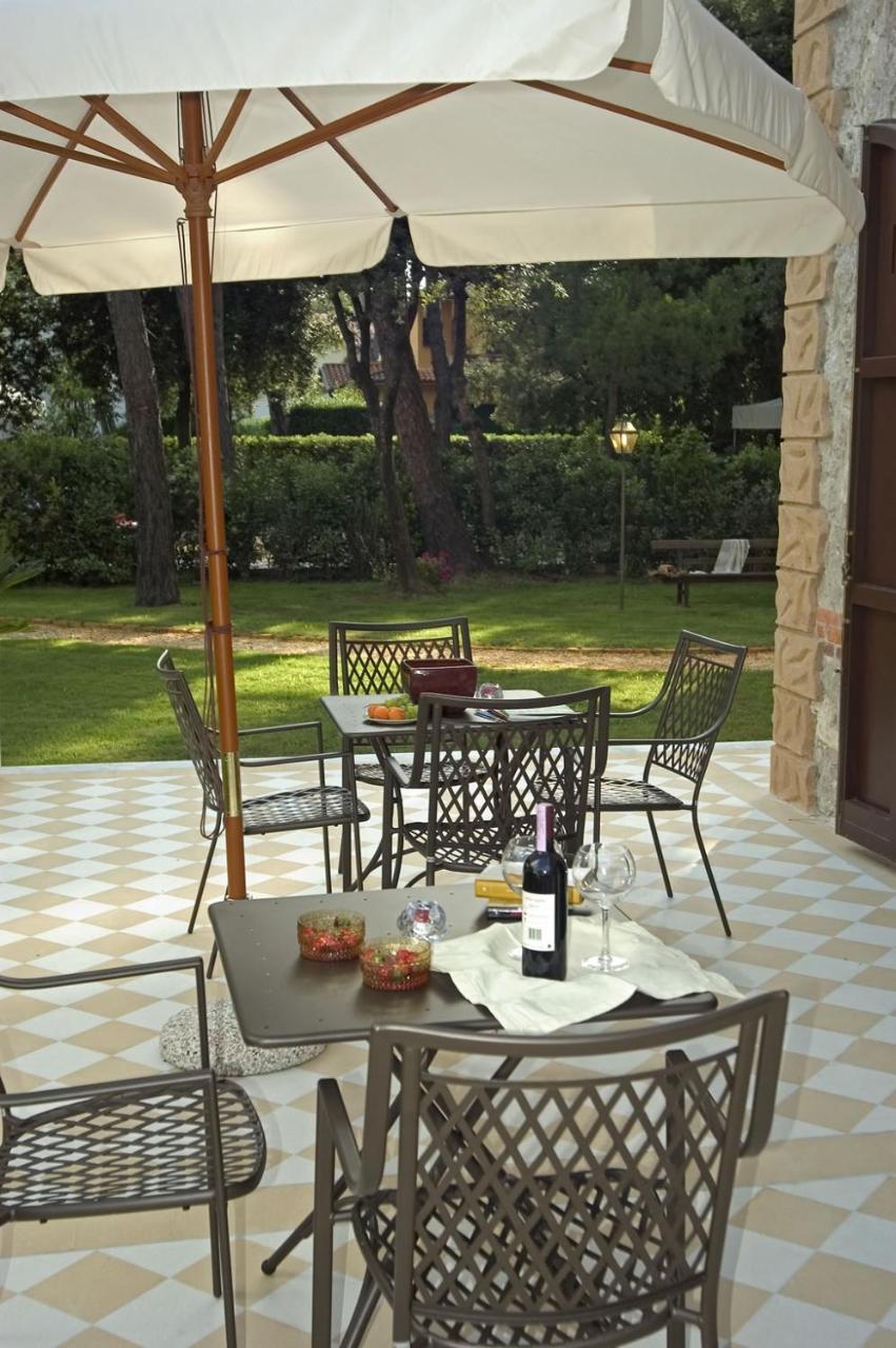 Villa Signori Marina di Pietrasanta Luaran gambar